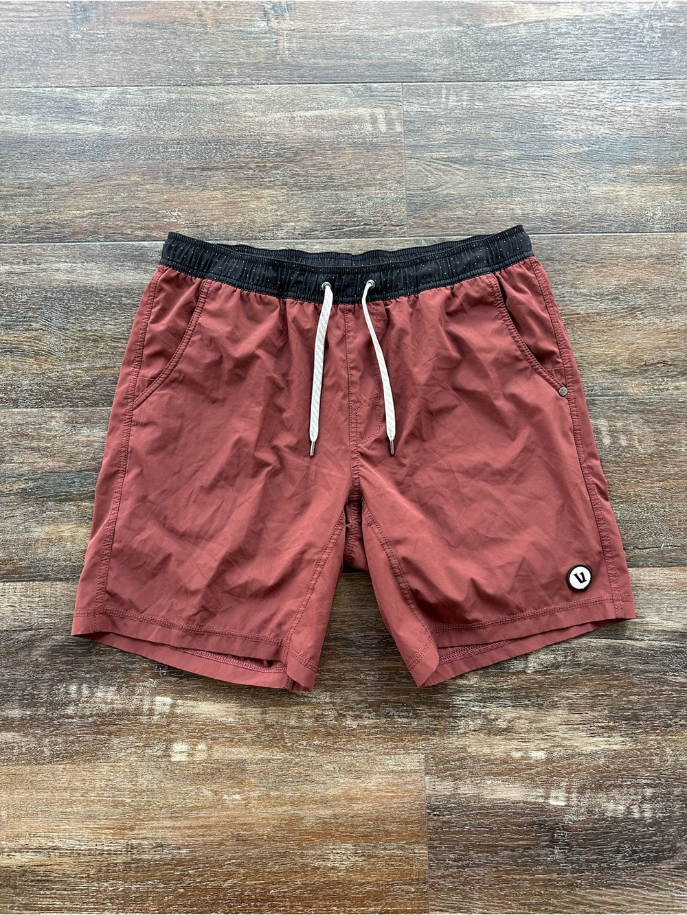 Vuori Kore Short Lined Men’s Size Large